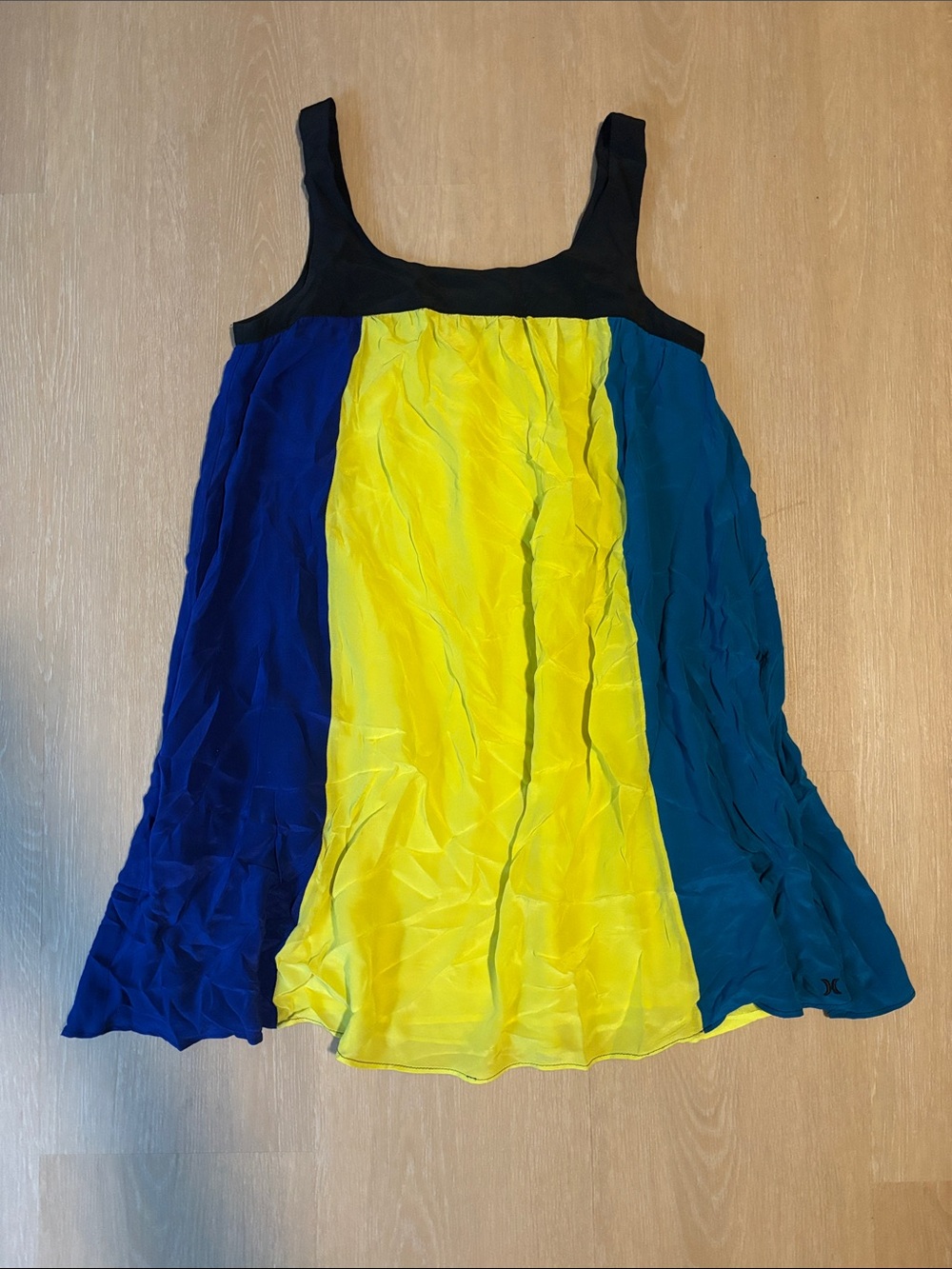 Hurley Color Block Silk Dress with Side Pockets size Large